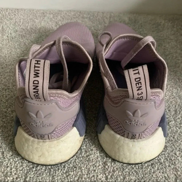 Adidas Boost NMD R1 Athletic Comfy Sneakers Light Purple Lavender Lilac 7.5 8 - Picture 7 of 12